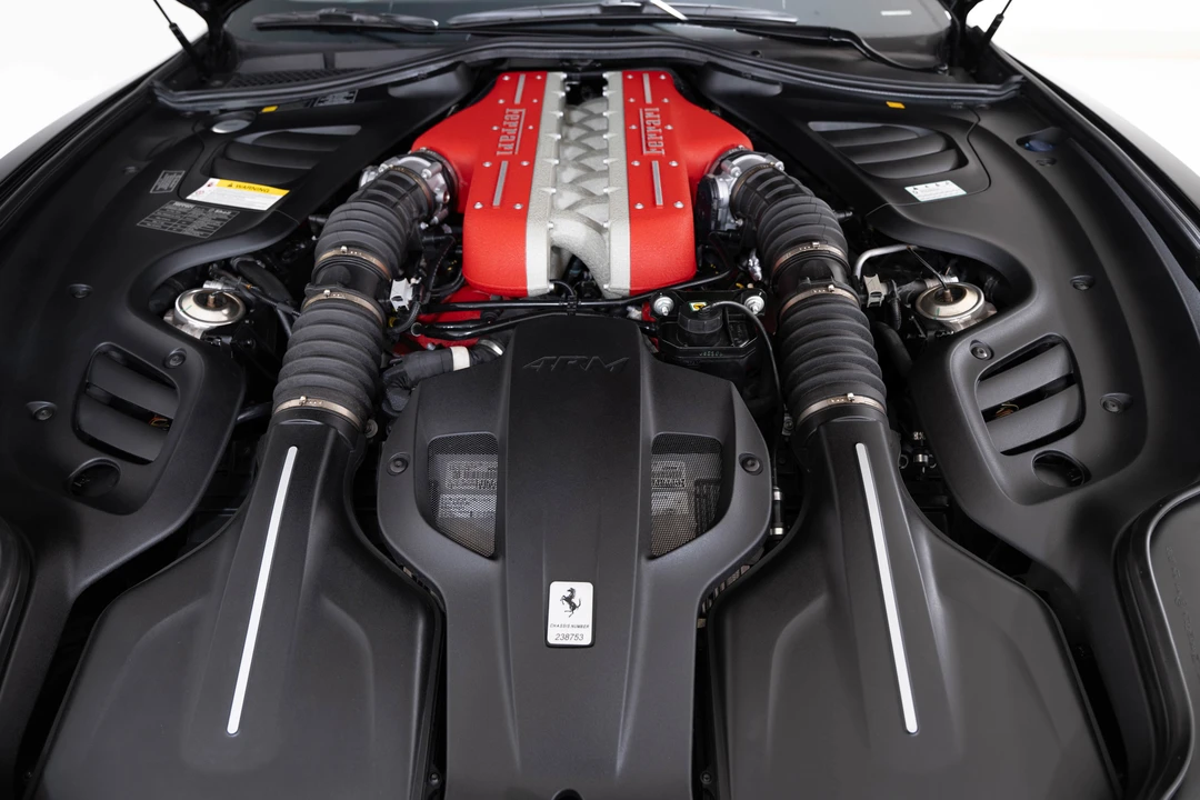 2019 Ferrari GTC4Lusso - Image 12 of 31