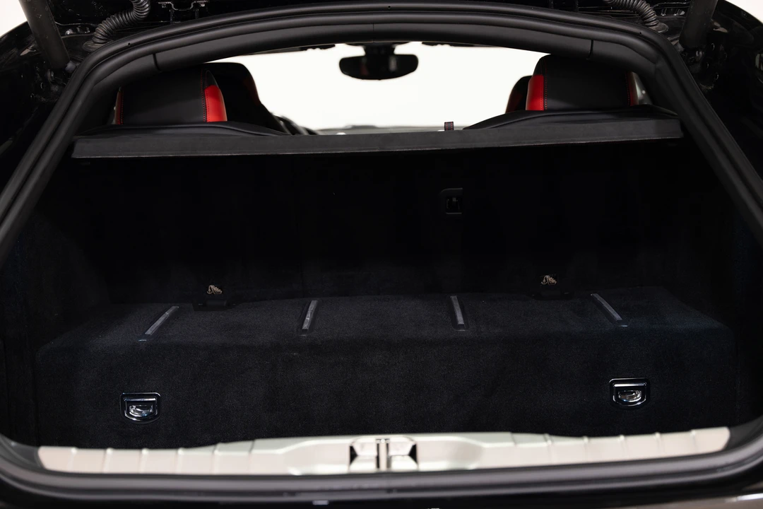 2019 Ferrari GTC4Lusso - Image 8 of 31