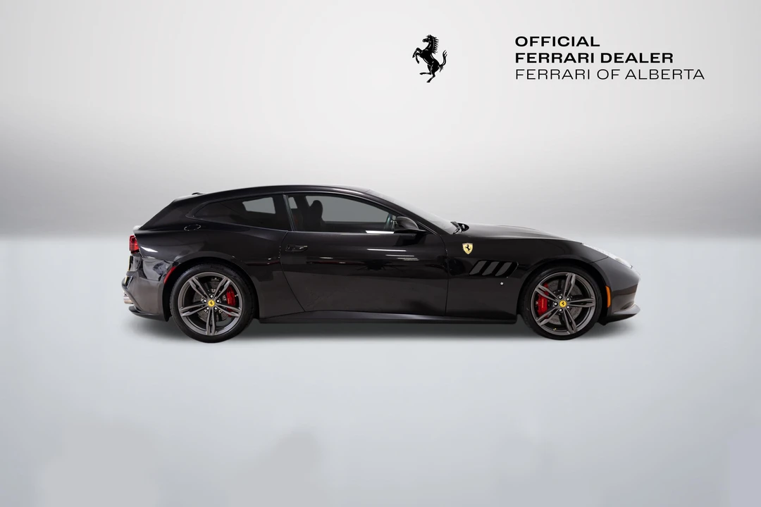 2019 Ferrari GTC4Lusso - Image 4 of 31