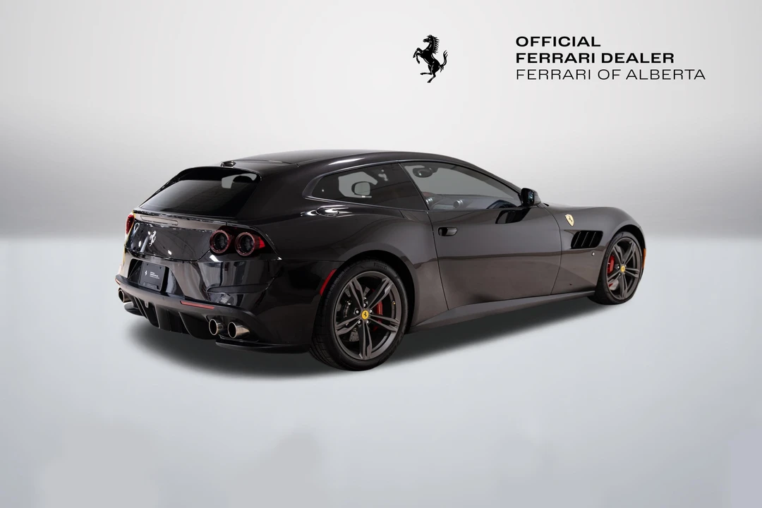 2019 Ferrari GTC4Lusso - Image 5 of 31