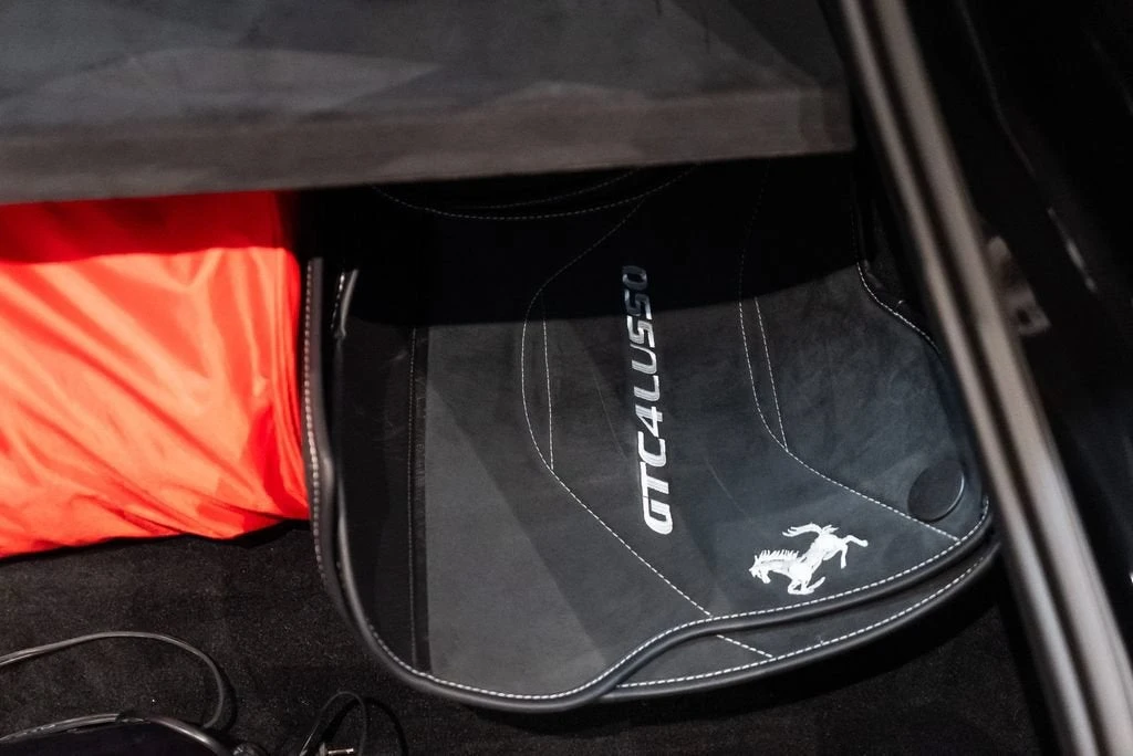 2019 Ferrari GTC4Lusso - Image 20 of 31