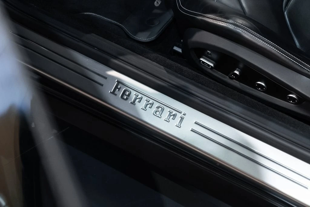 2019 Ferrari GTC4Lusso - Image 30 of 31