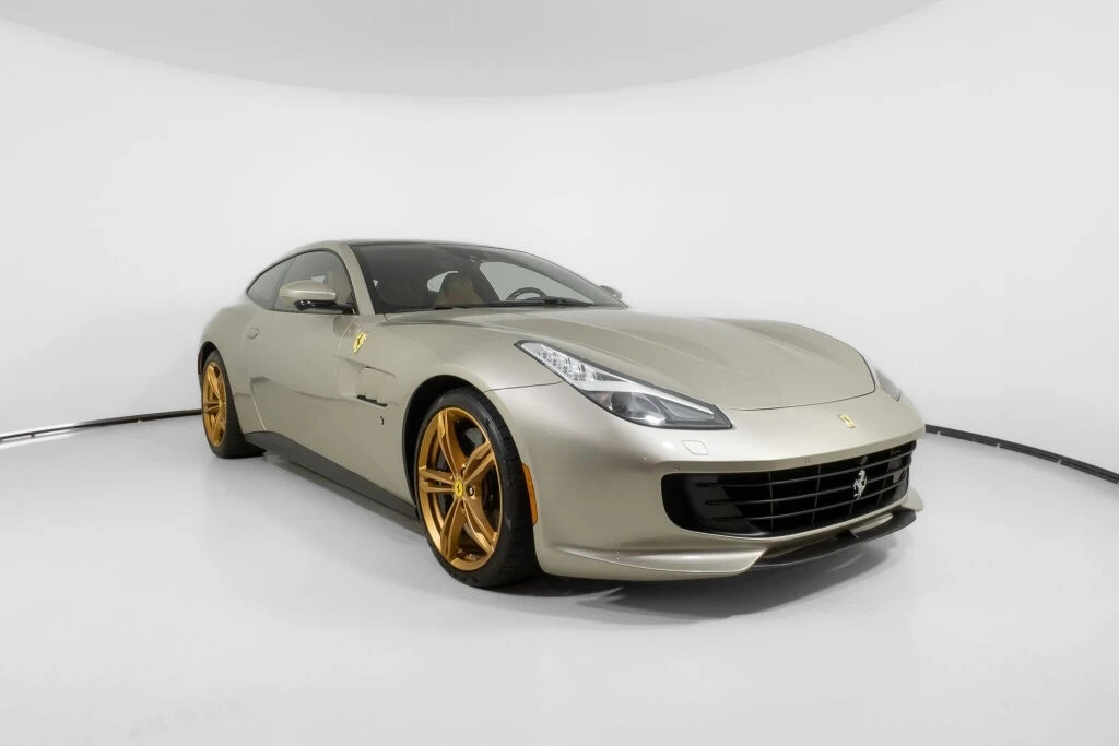 2019 Ferrari GTC4Lusso - Image 6 of 21