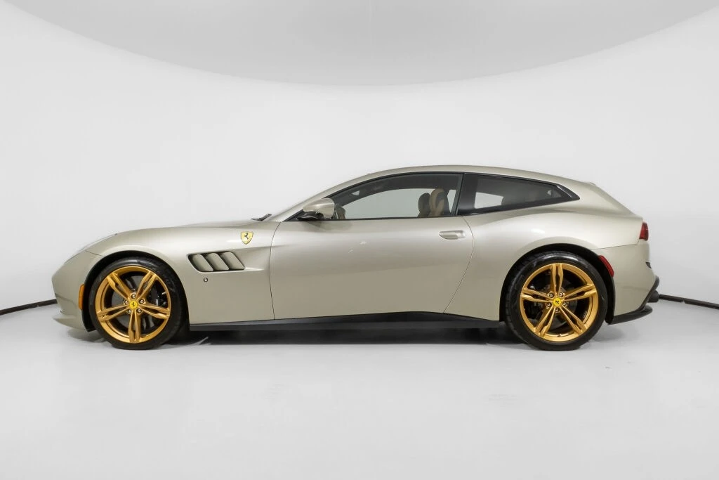 2019 Ferrari GTC4Lusso - Image 3 of 21