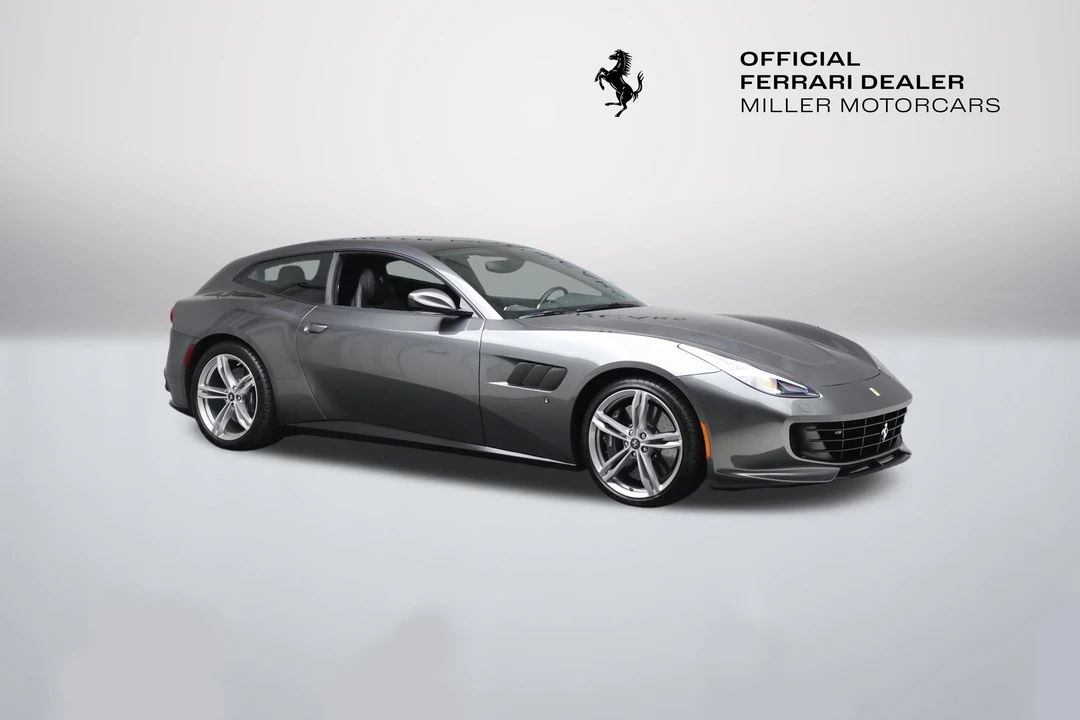 2019 Ferrari GTC4Lusso - Image 11 of 25
