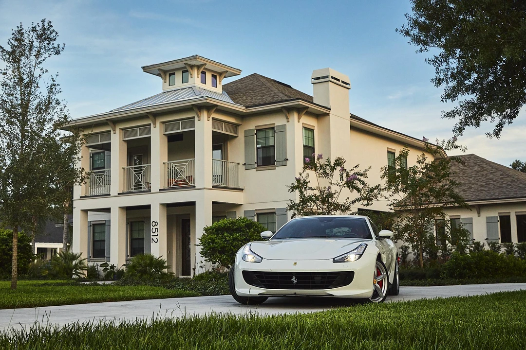 2019 Ferrari GTC4Lusso - Image 10 of 31