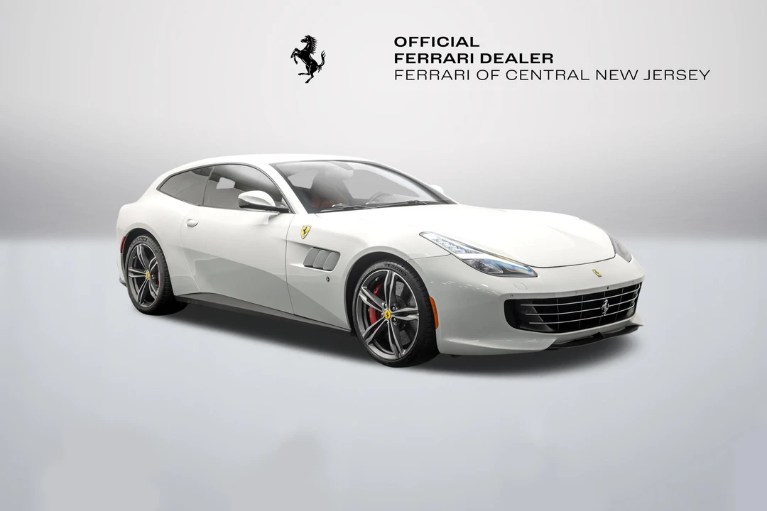 2019 Ferrari GTC4Lusso - Image 9 of 31