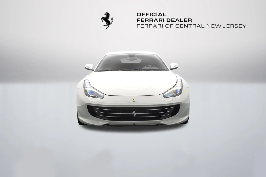 2019 Ferrari GTC4Lusso - Image 2 of 31