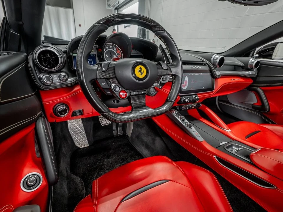 2019 Ferrari GTC4Lusso - Image 30 of 31