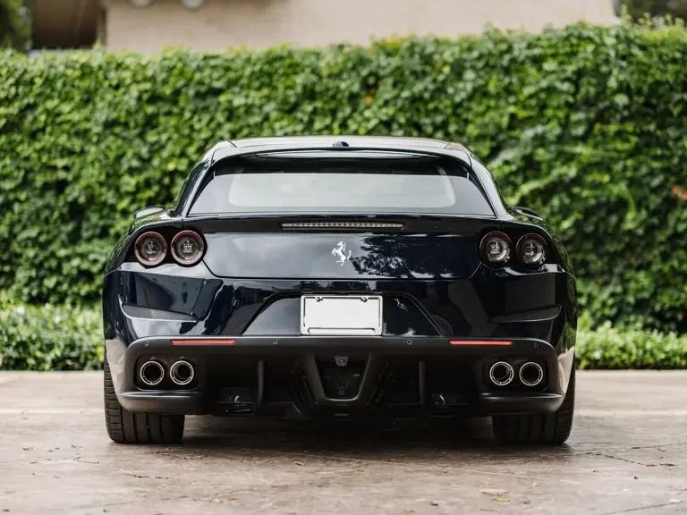 2019 Ferrari GTC4Lusso - Image 10 of 31
