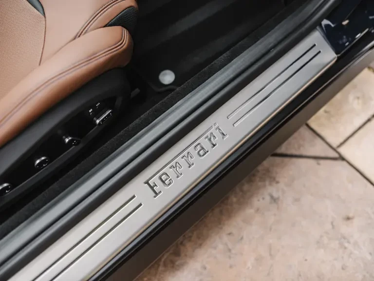 2019 Ferrari GTC4Lusso - Image 30 of 31