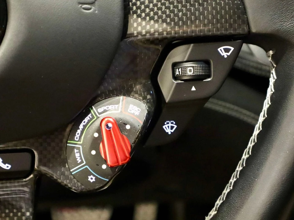 2019 Ferrari GTC4Lusso - Image 30 of 31