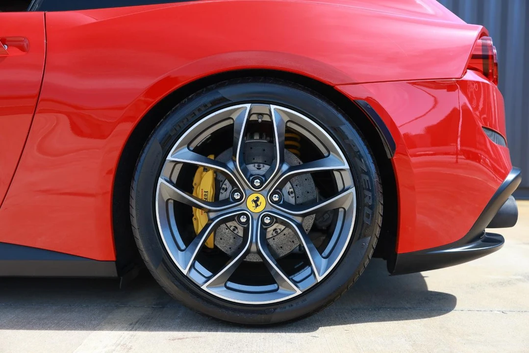 2019 Ferrari GTC4Lusso T - Image 31 of 31