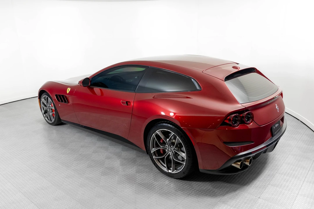 2019 Ferrari GTC4Lusso T - Image 7 of 21