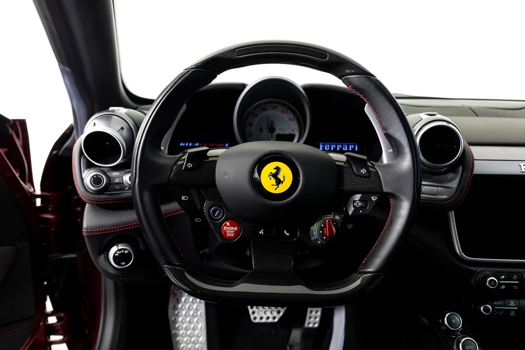 2019 Ferrari GTC4Lusso T - Image 5 of 31