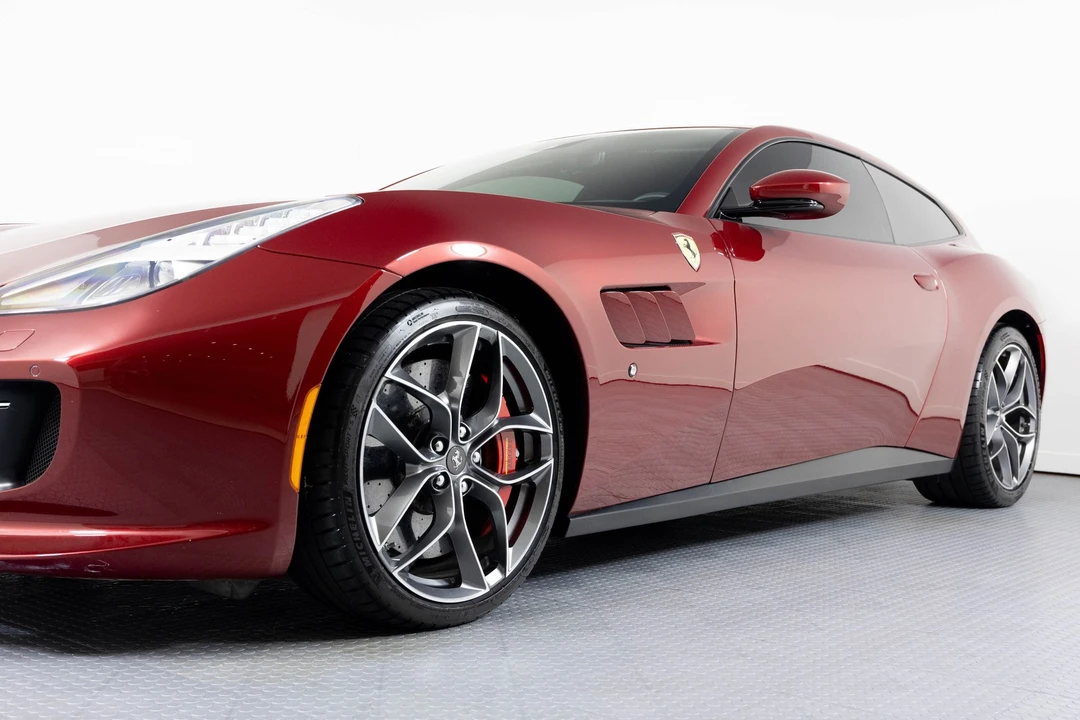 2019 Ferrari GTC4Lusso T - Image 15 of 31