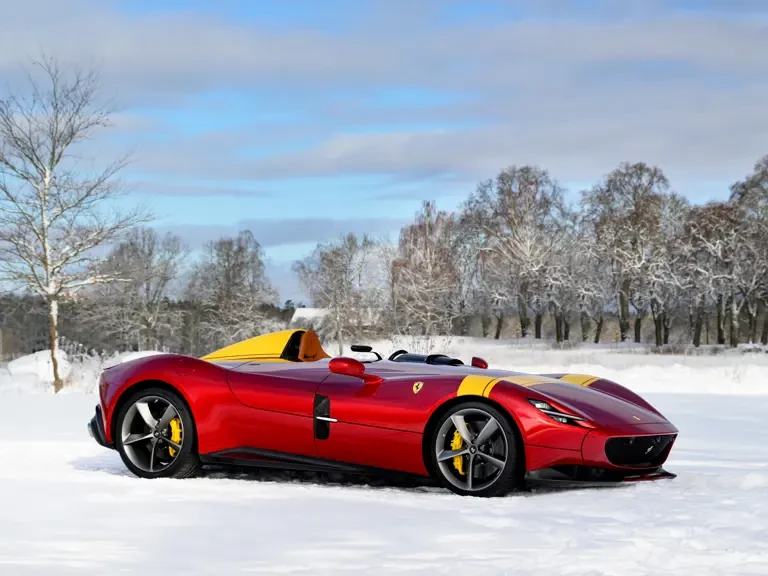 2019 Ferrari Monza SP1 - Image 2 of 31