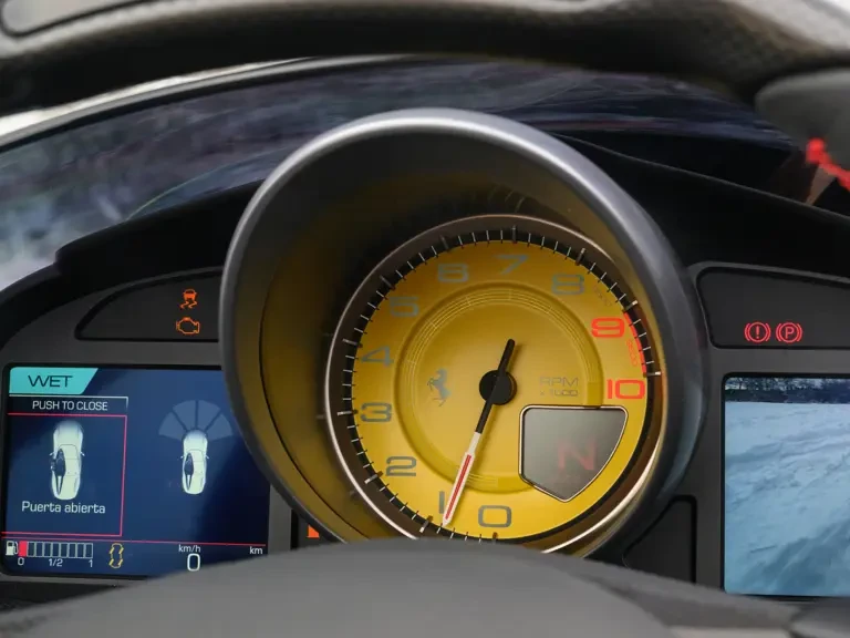 2019 Ferrari Monza SP1 - Image 17 of 31