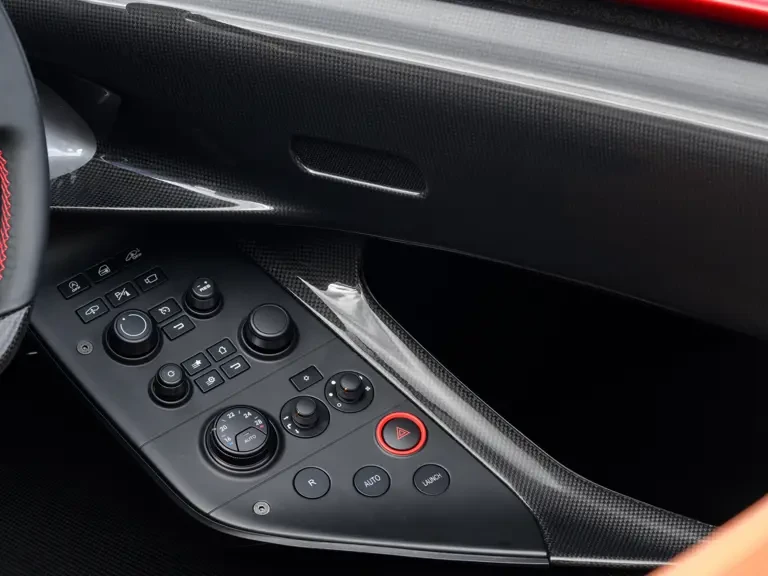 2019 Ferrari Monza SP1 - Image 12 of 31
