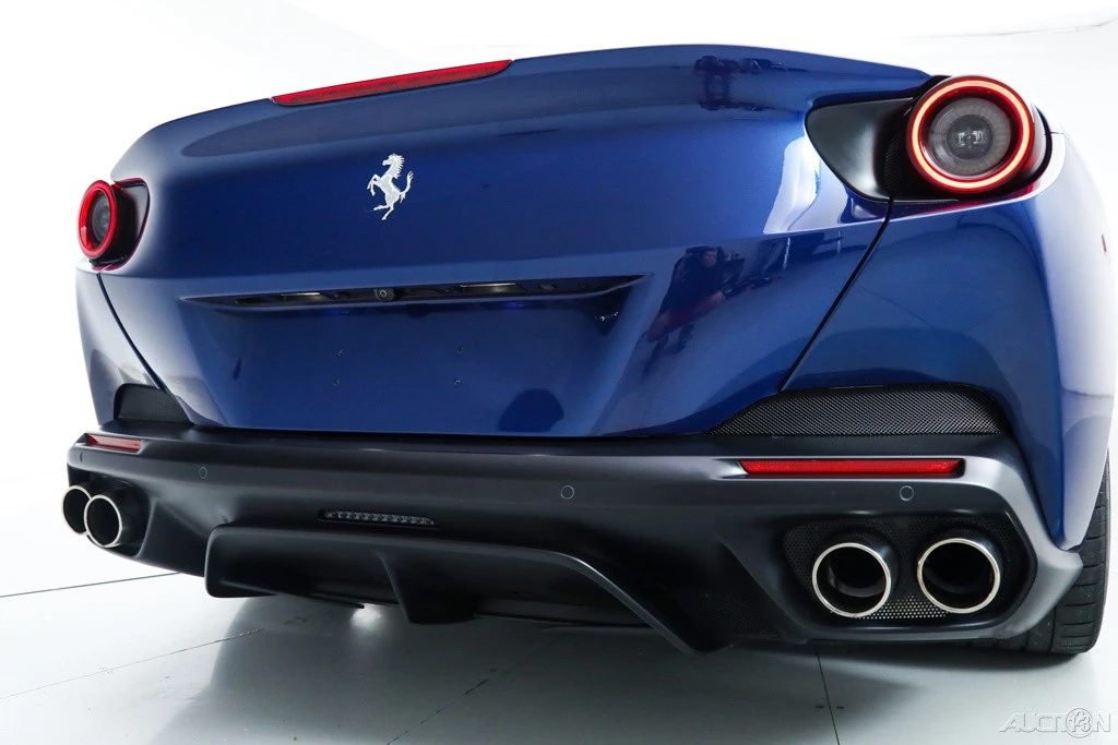 2019 Ferrari Portofino - Image 19 of 21