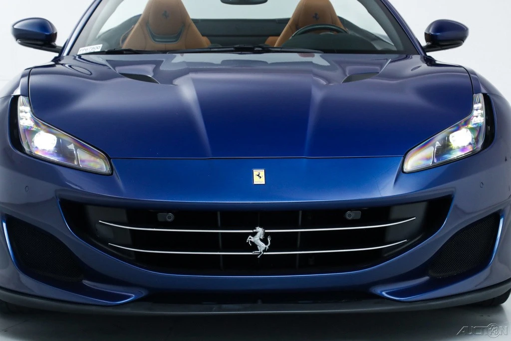 2019 Ferrari Portofino - Image 14 of 21