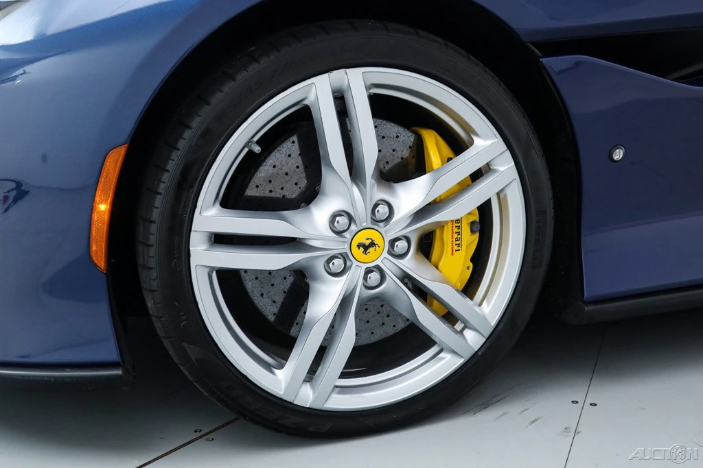 2019 Ferrari Portofino - Image 16 of 21