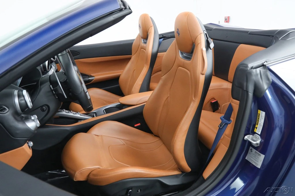 2019 Ferrari Portofino - Image 5 of 21