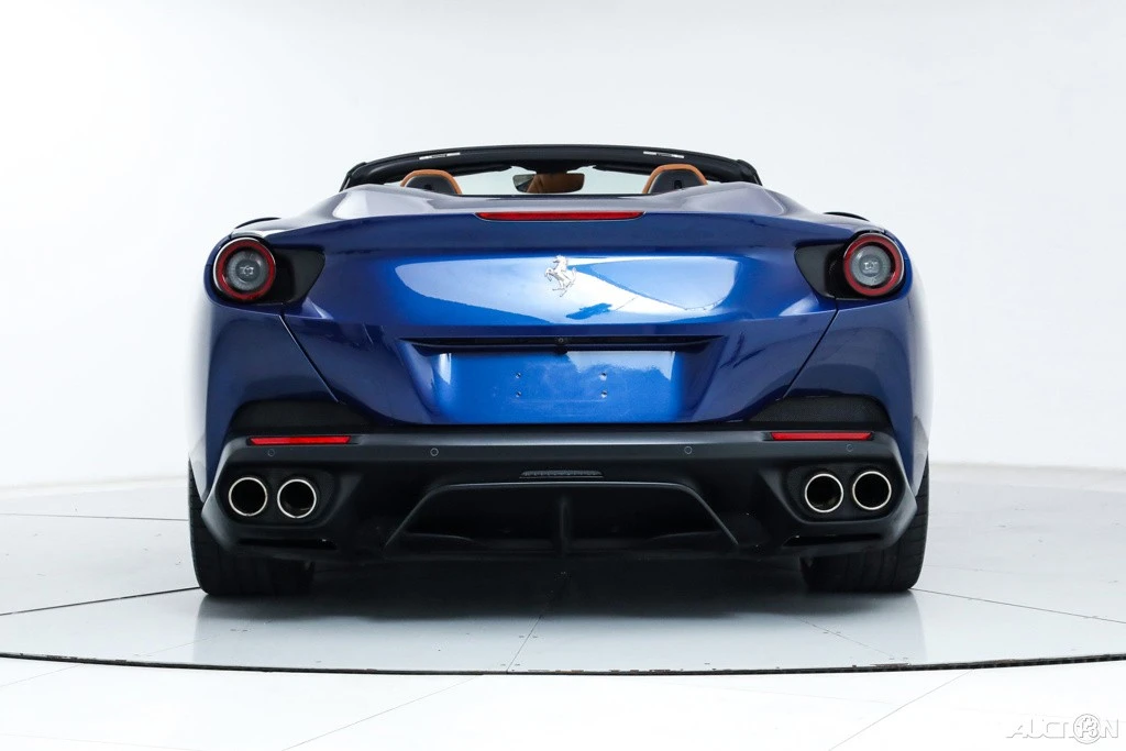 2019 Ferrari Portofino - Image 9 of 21