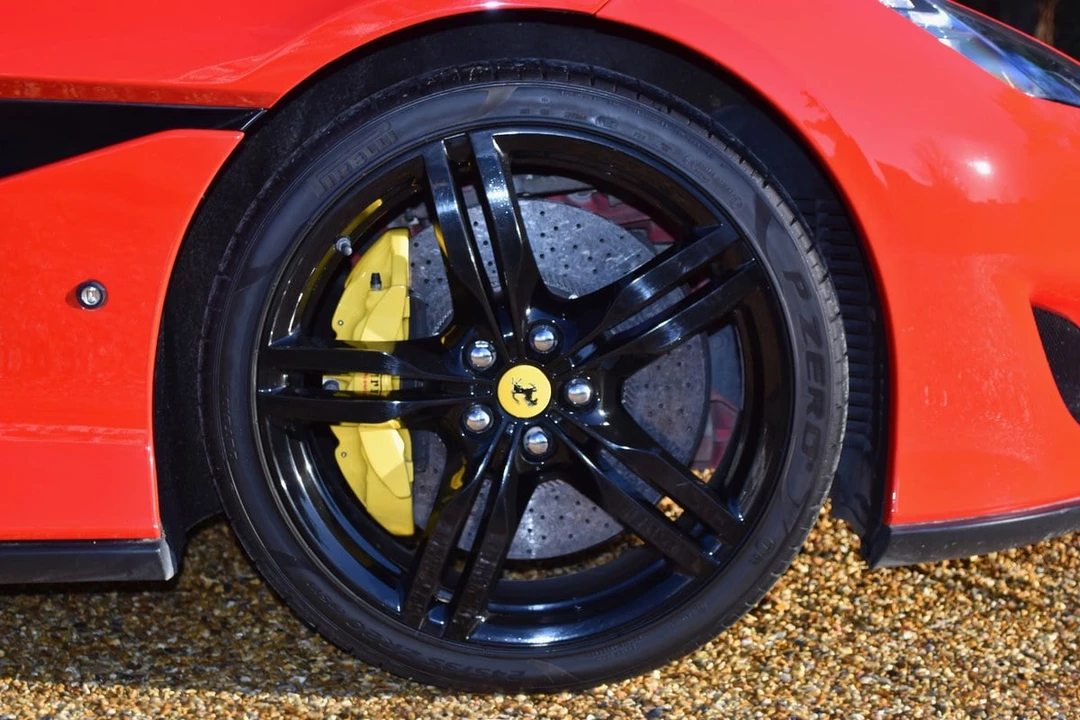 2019 Ferrari Portofino - Image 22 of 30