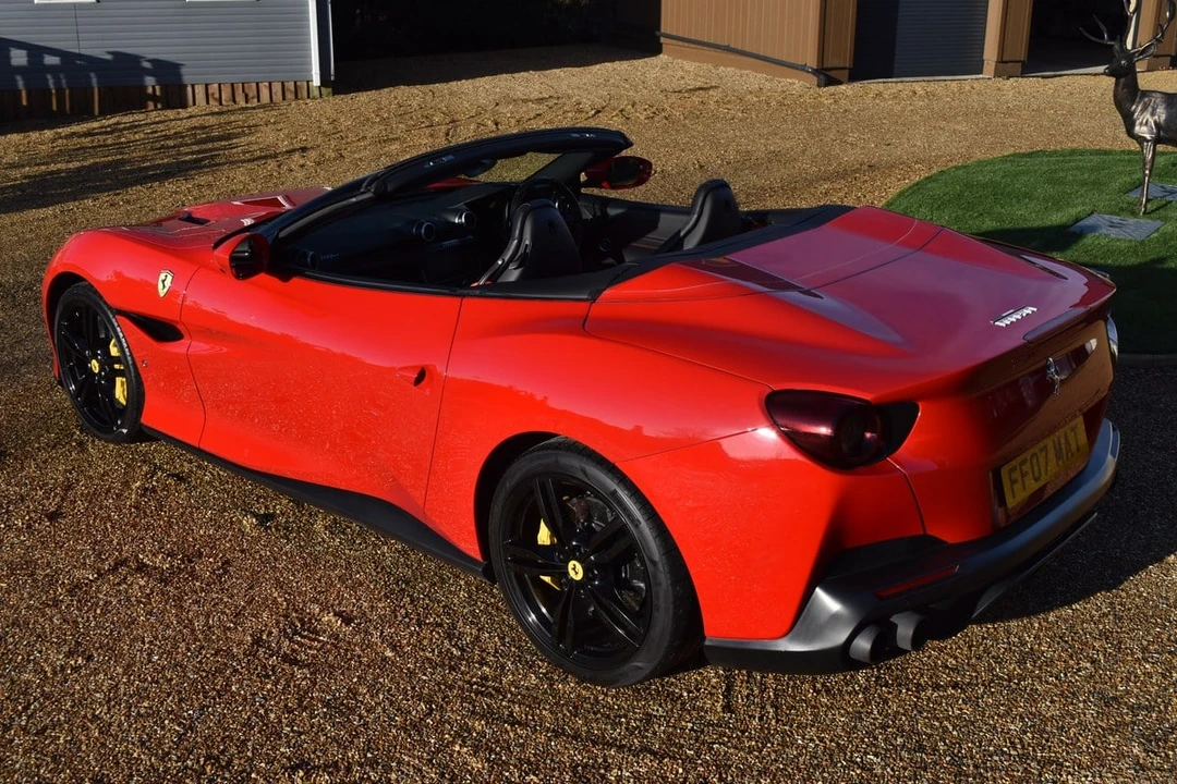 2019 Ferrari Portofino - Image 7 of 30