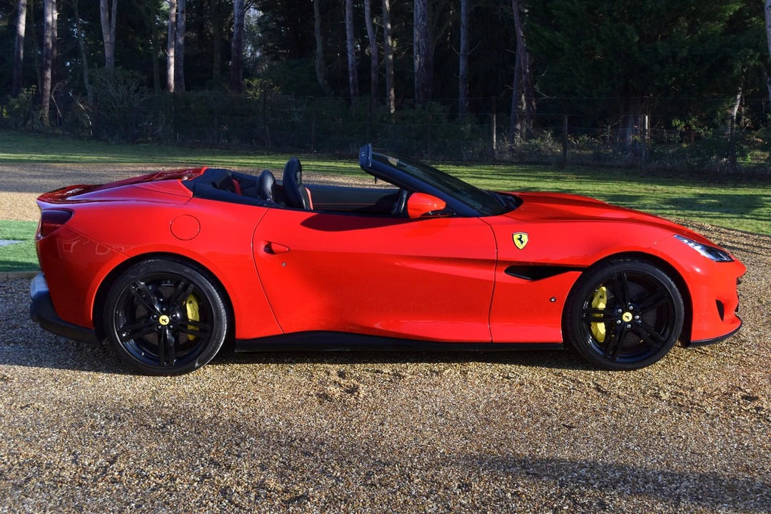 2019 Ferrari Portofino - Image 5 of 30