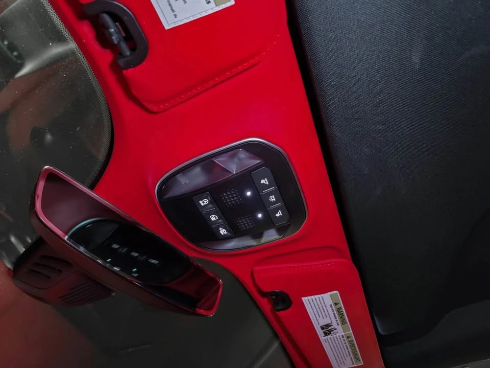 2019 Ferrari Portofino - Image 14 of 16