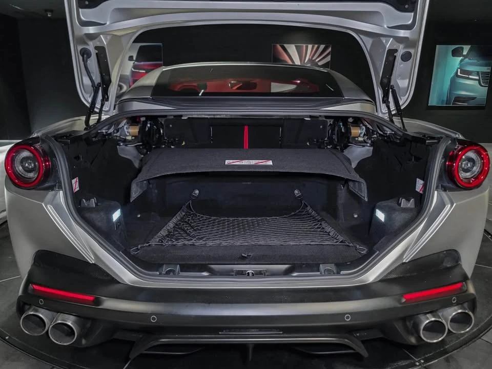 2019 Ferrari Portofino - Image 16 of 16