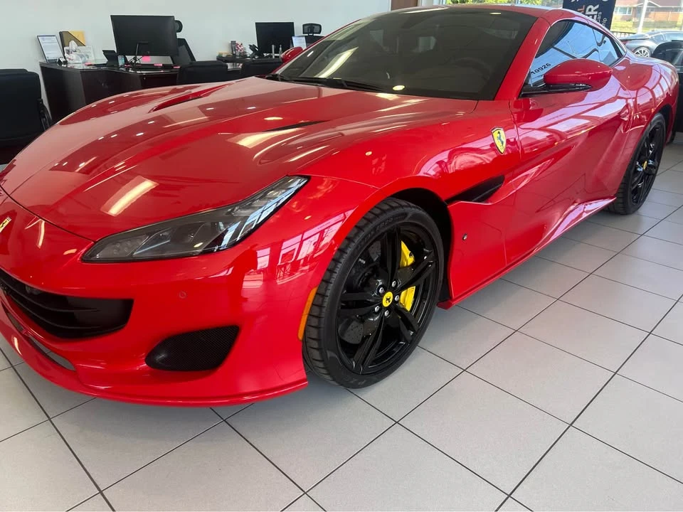 2019 Ferrari Portofino - Image 2 of 3