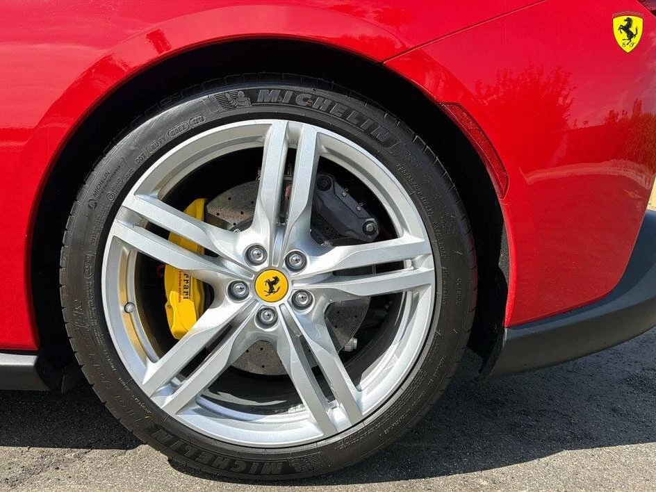 2019 Ferrari Portofino - Image 18 of 20