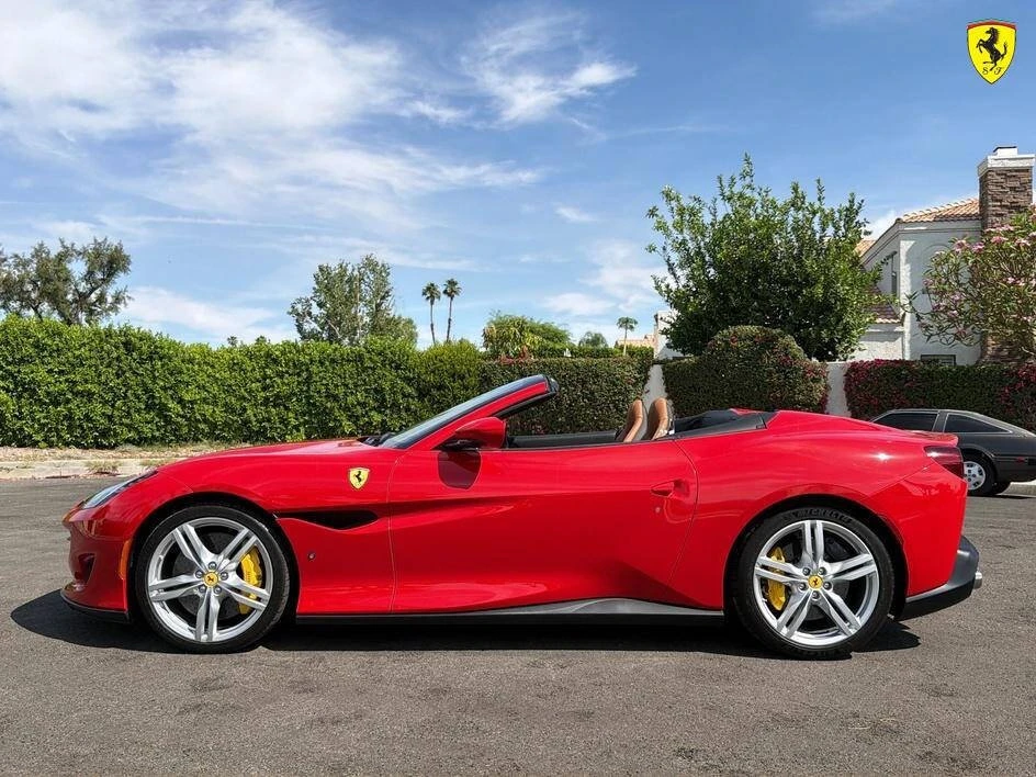 2019 Ferrari Portofino - Image 13 of 20