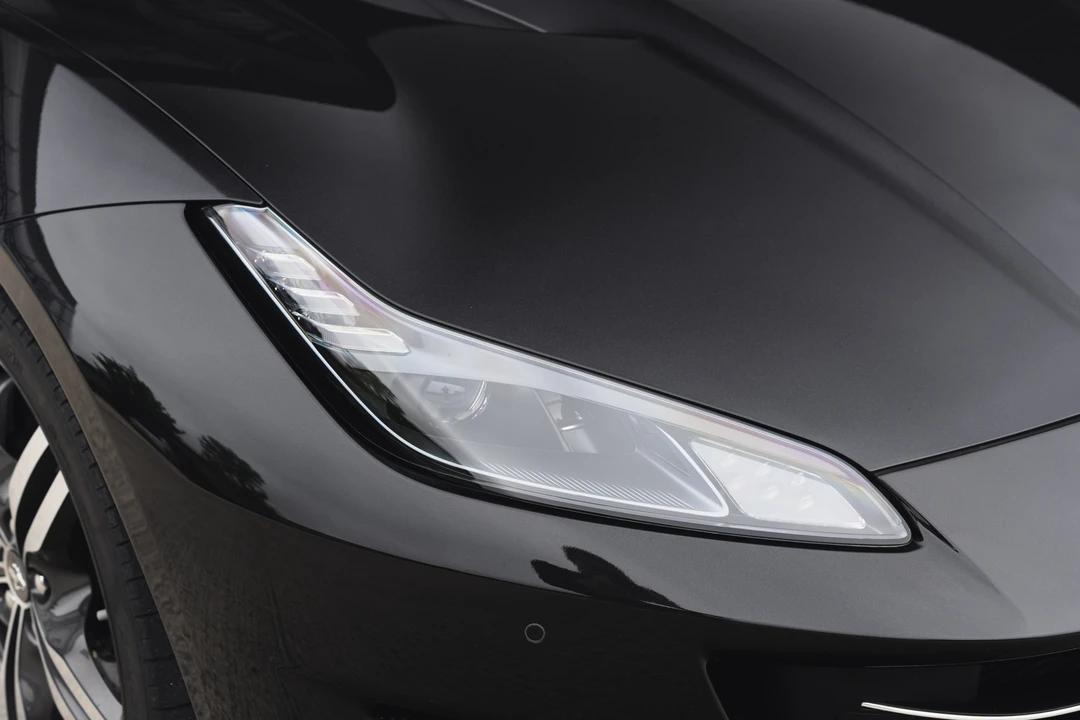 2019 Ferrari Portofino - Image 17 of 31