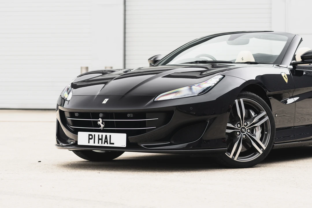 2019 Ferrari Portofino - Image 14 of 31