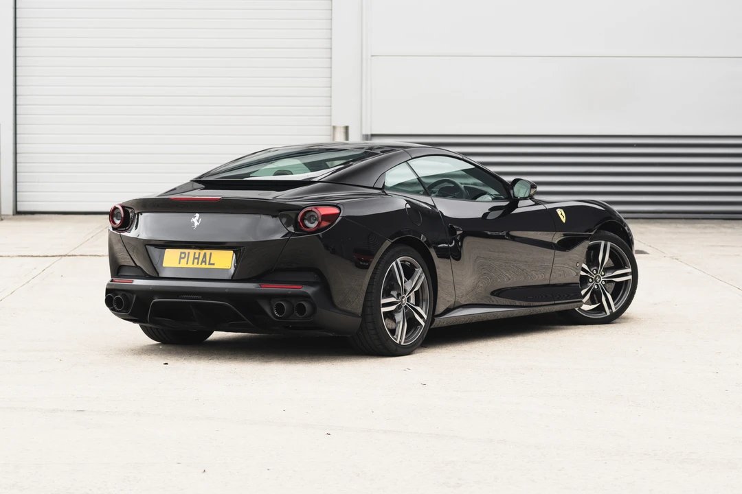 2019 Ferrari Portofino - Image 13 of 31