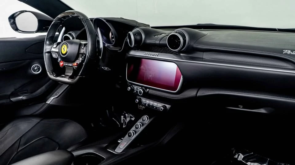 2019 Ferrari Portofino - Image 11 of 15