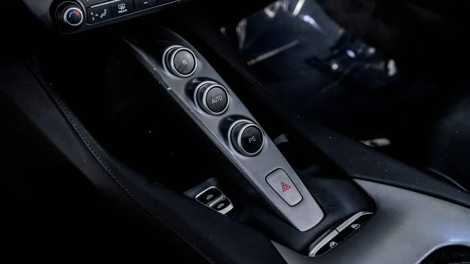 2019 Ferrari Portofino - Image 13 of 15