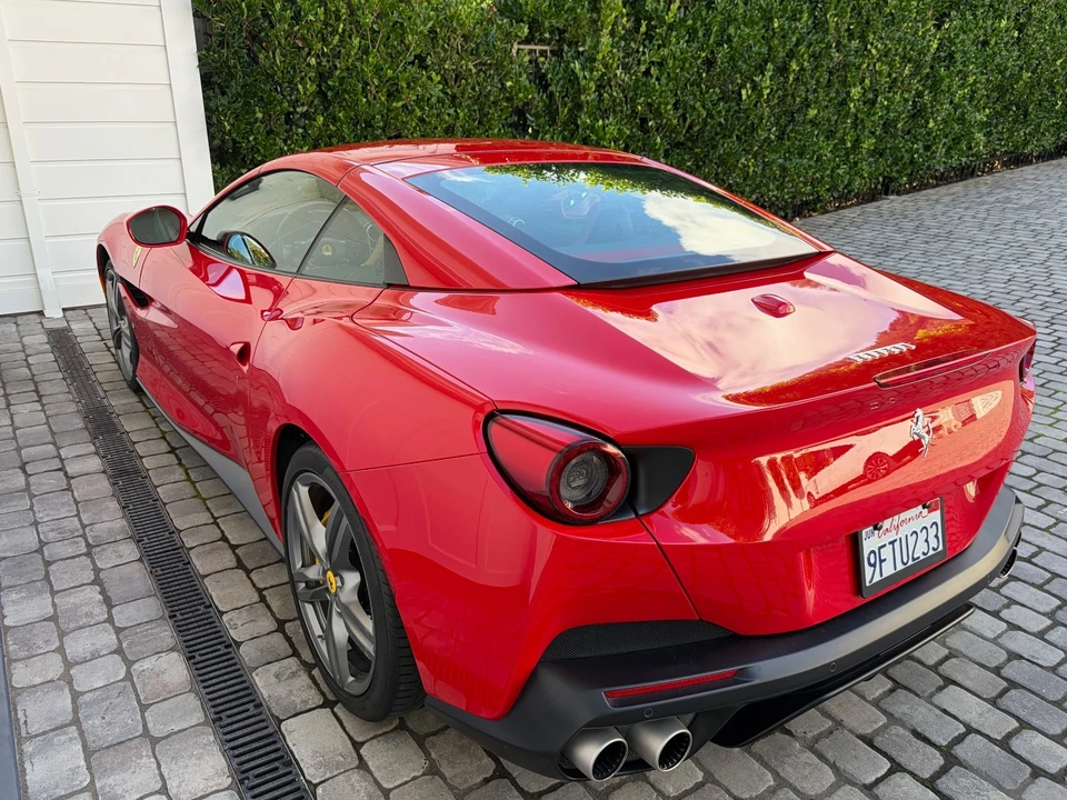 2019 Ferrari Portofino - Image 12 of 21