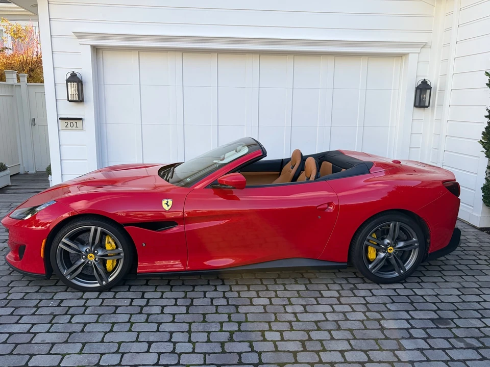 2019 Ferrari Portofino - Image 2 of 21