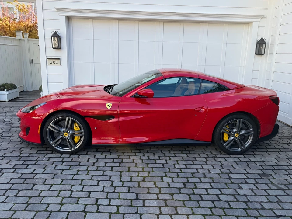 2019 Ferrari Portofino - Image 9 of 21