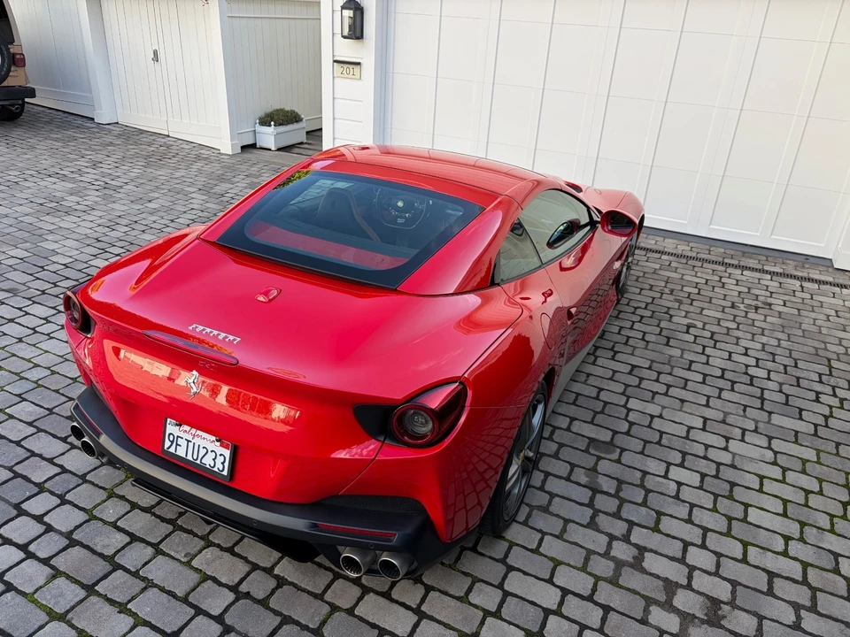 2019 Ferrari Portofino - Image 14 of 21