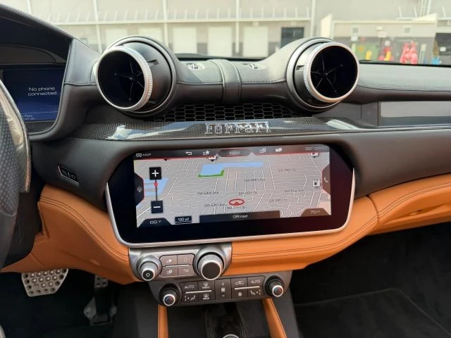 2019 Ferrari Portofino - Image 16 of 21