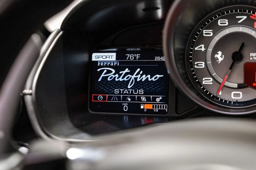 2019 Ferrari Portofino - Image 26 of 31