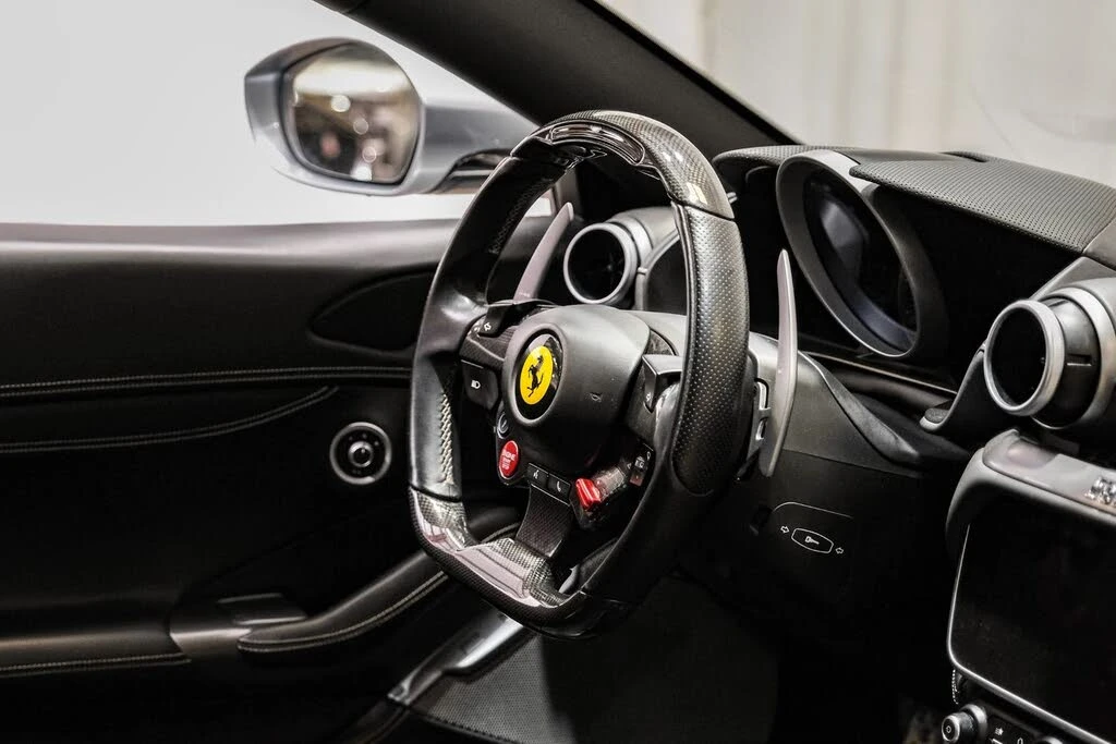 2019 Ferrari Portofino - Image 19 of 31