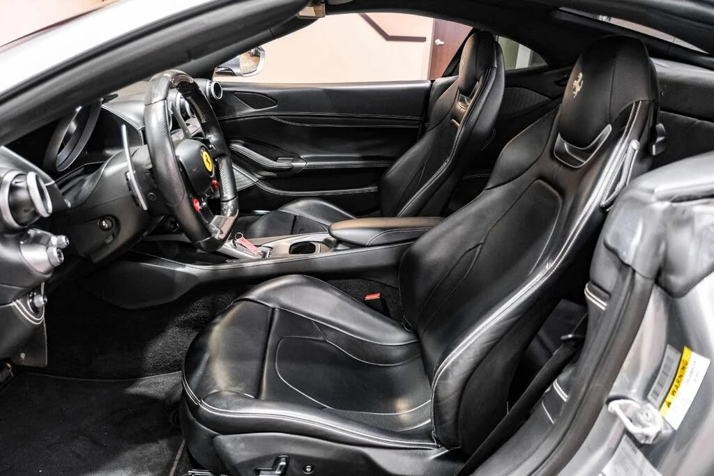 2019 Ferrari Portofino - Image 4 of 31