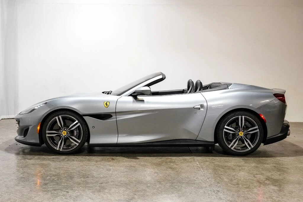 2019 Ferrari Portofino - Image 14 of 31